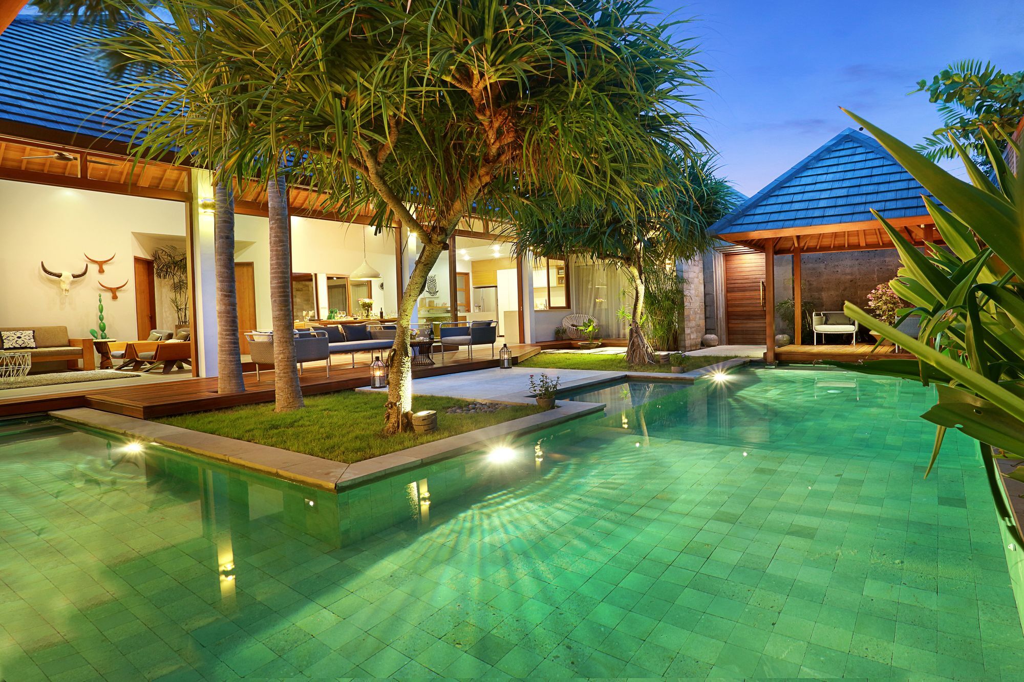 Villa Odyssey Семиняк Екстериор снимка