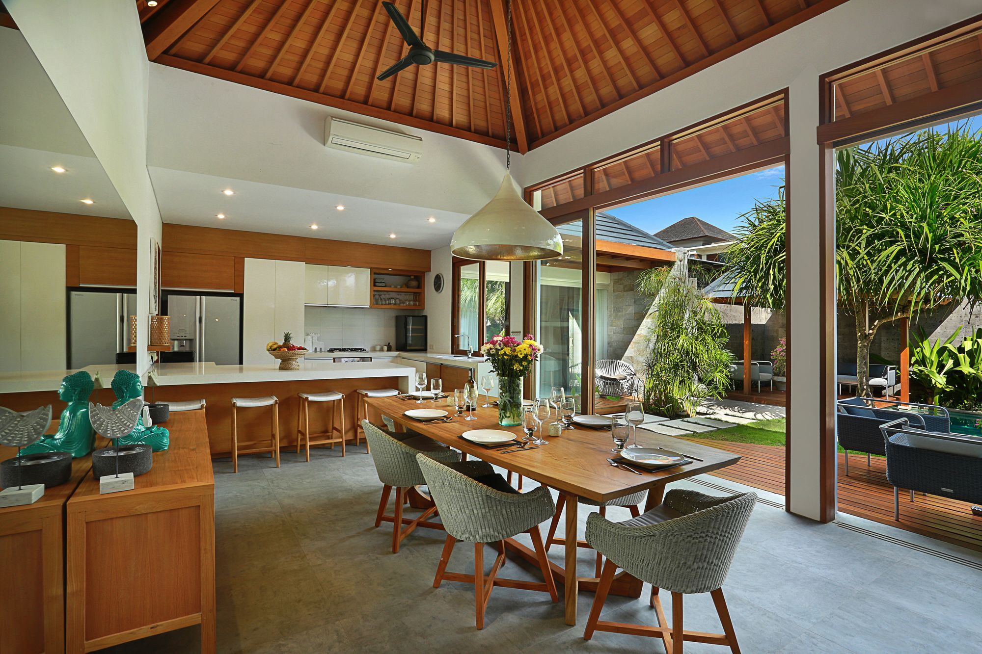 Villa Odyssey Семиняк Екстериор снимка
